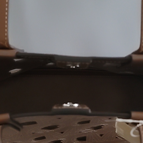 💫Michael Kors Eliza Large East West Open Tote💫 - Picture 8 of 9